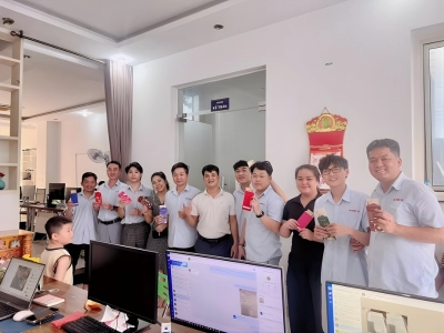 Đội ngũ trung tâm giúp việc nhà Cô Giúp Việc TP.HCM đang tư vấn cho khách
